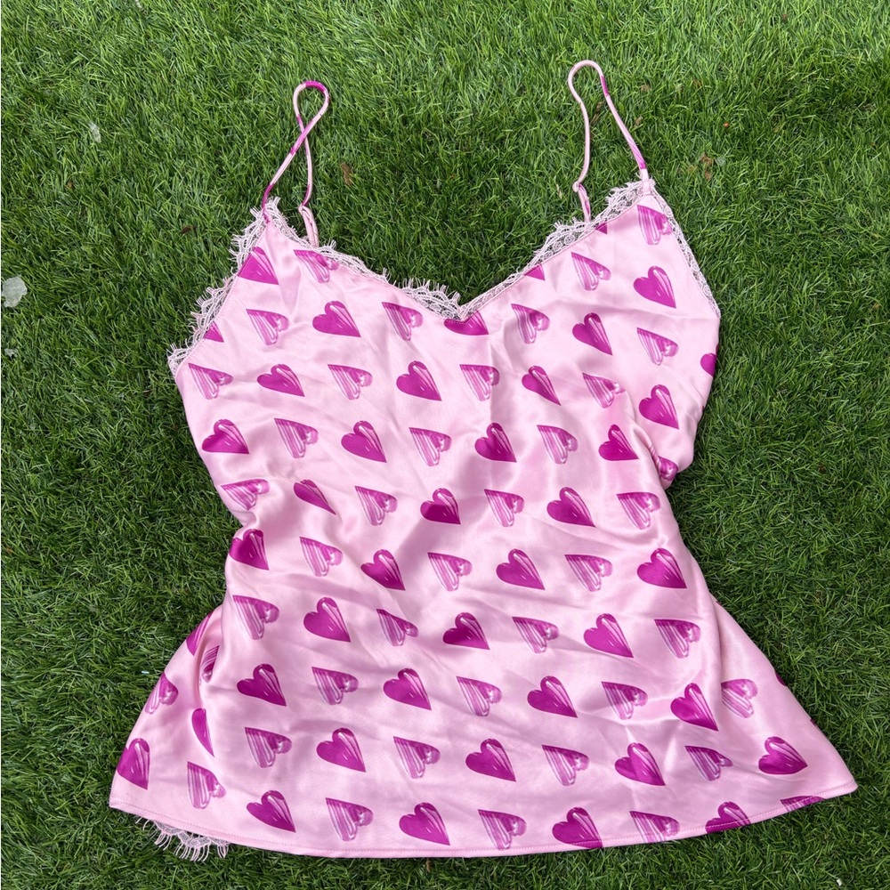 Victoria Secret coquette heart silk & lace cami top. 🎀
